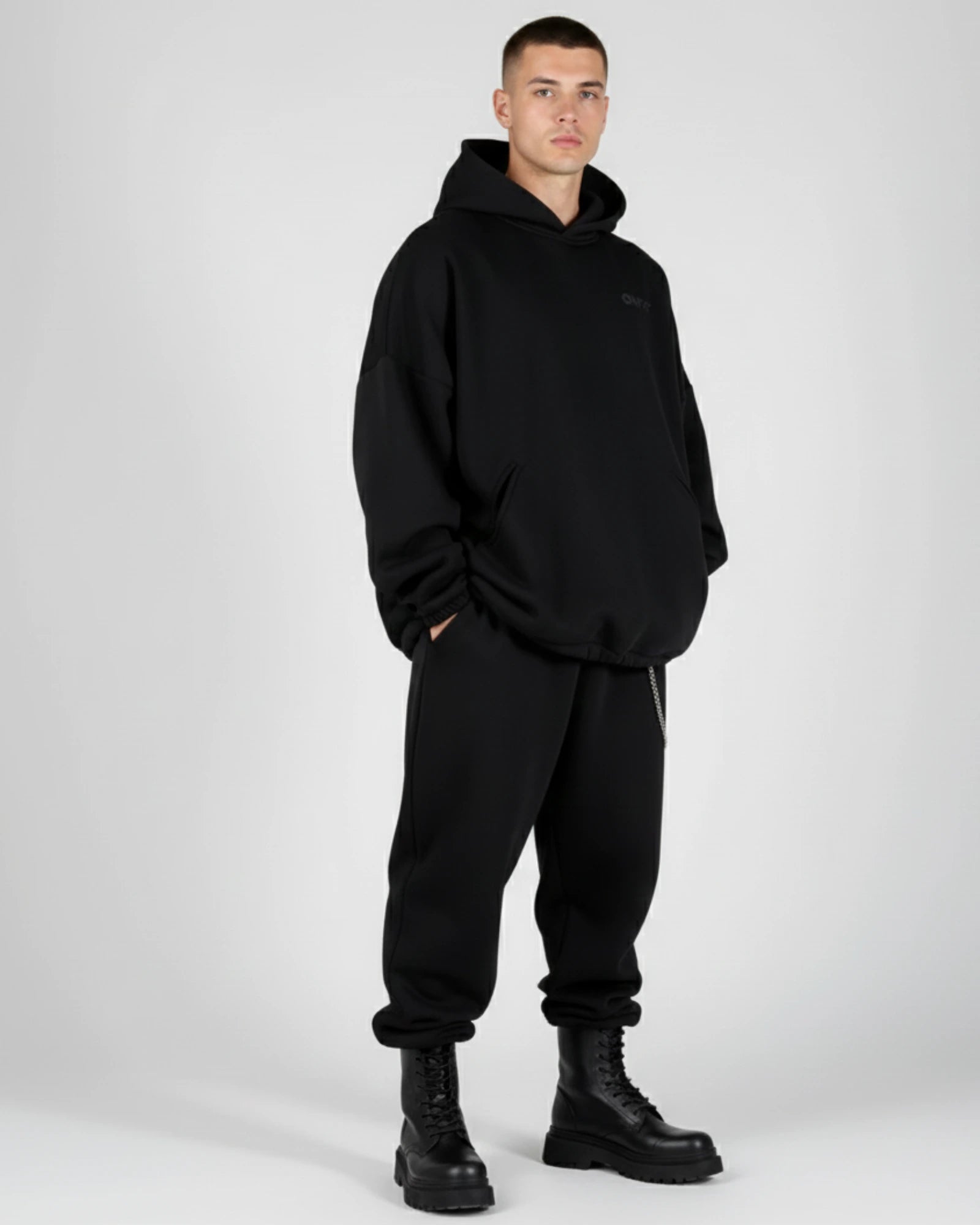2-Piece Men Set: Hoodie Eternity Black + Sweatpants Eternity Black
