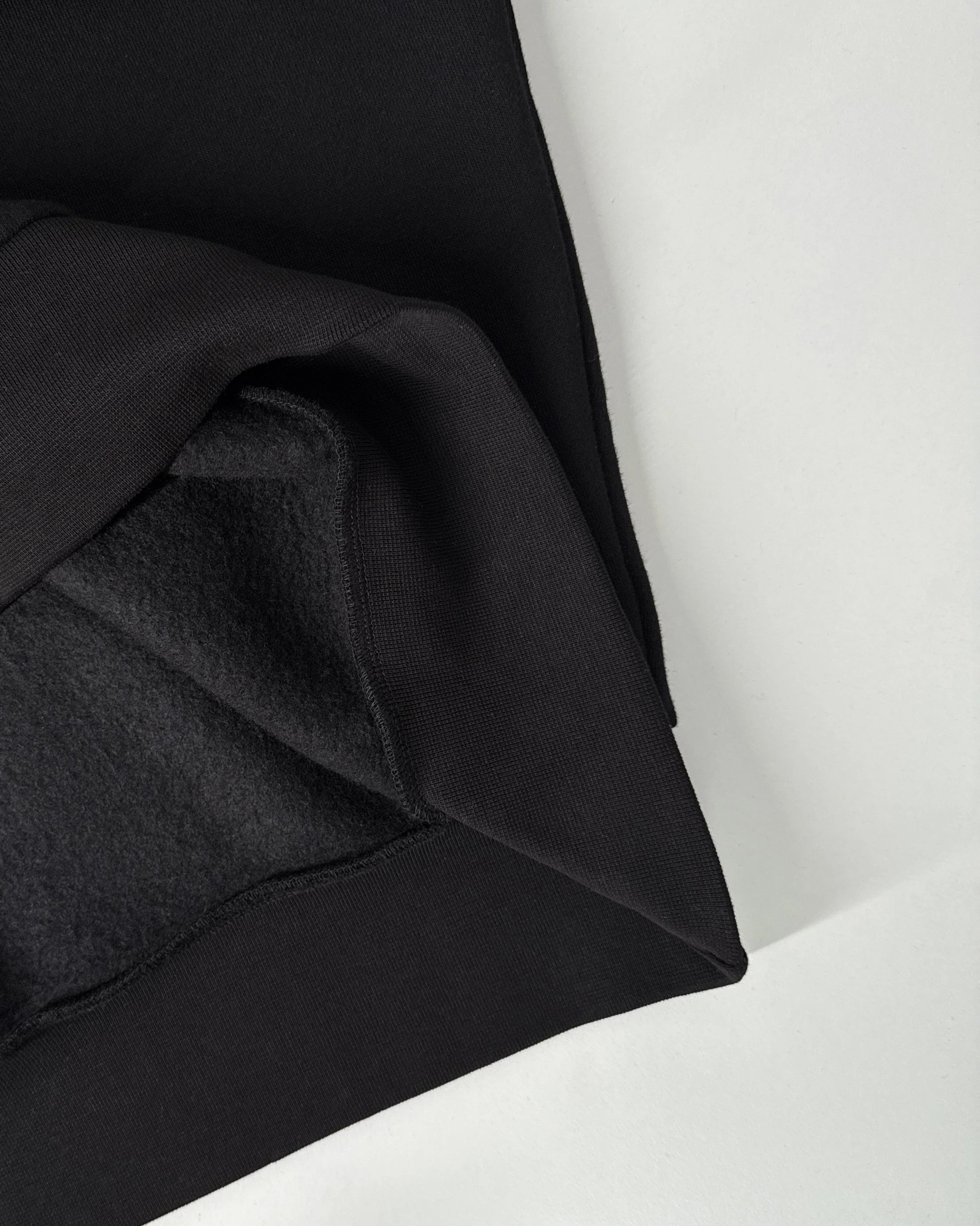 Sweater Eternity – Black