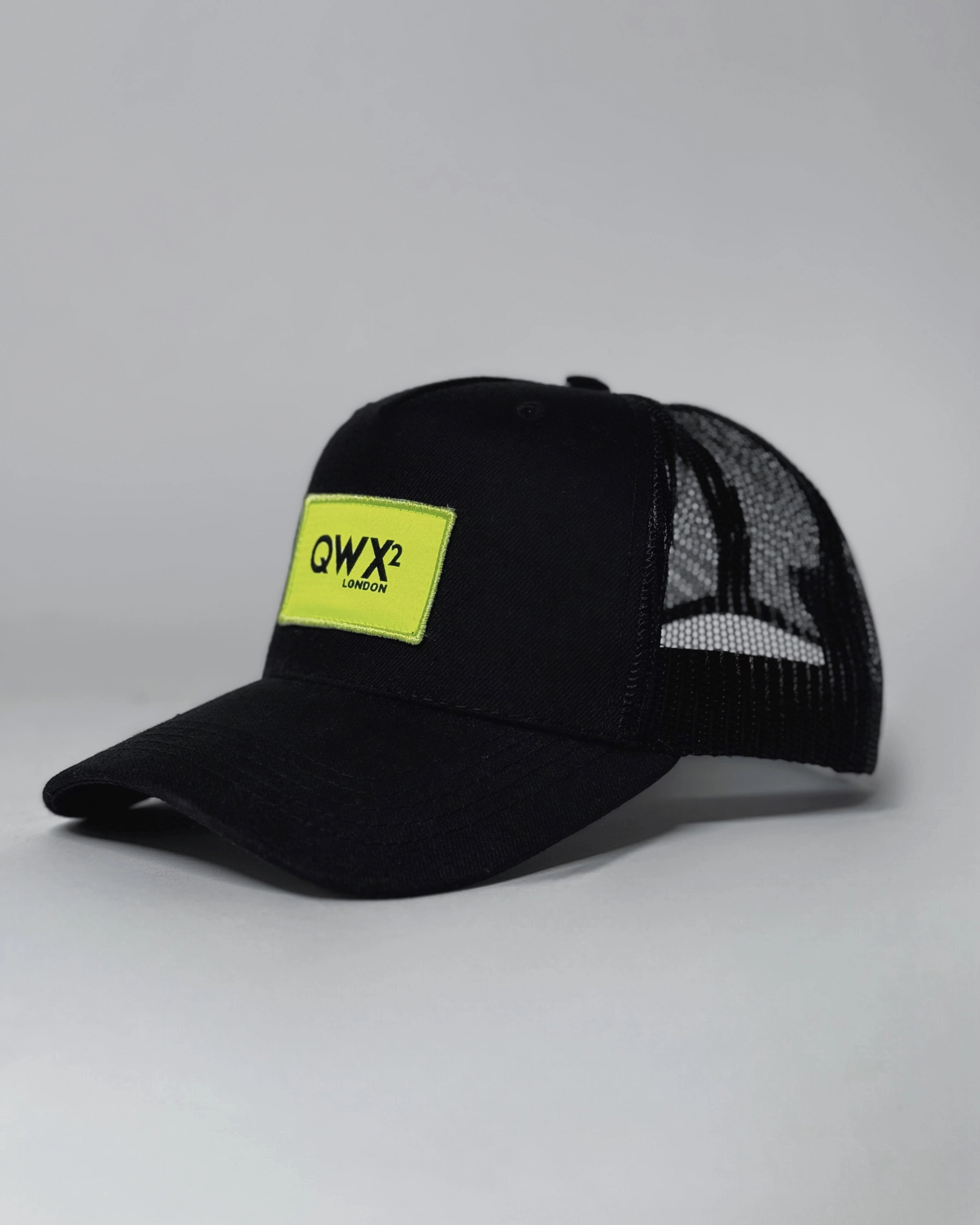 Cap ELEVATE – Neon-yellow label