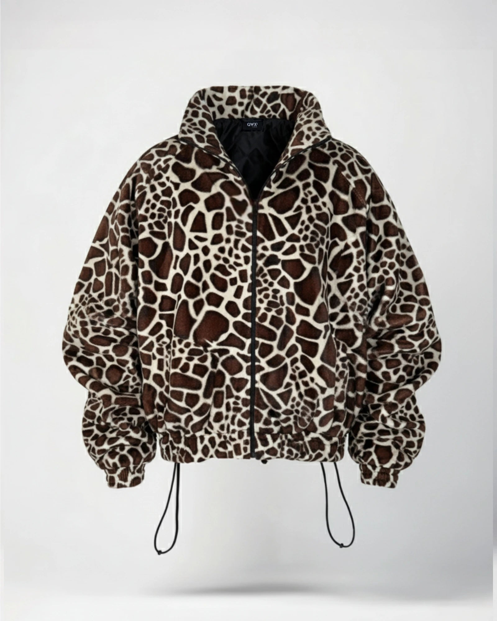 2-Piece Set: Savannah Giraffe – Jacket + Shorts