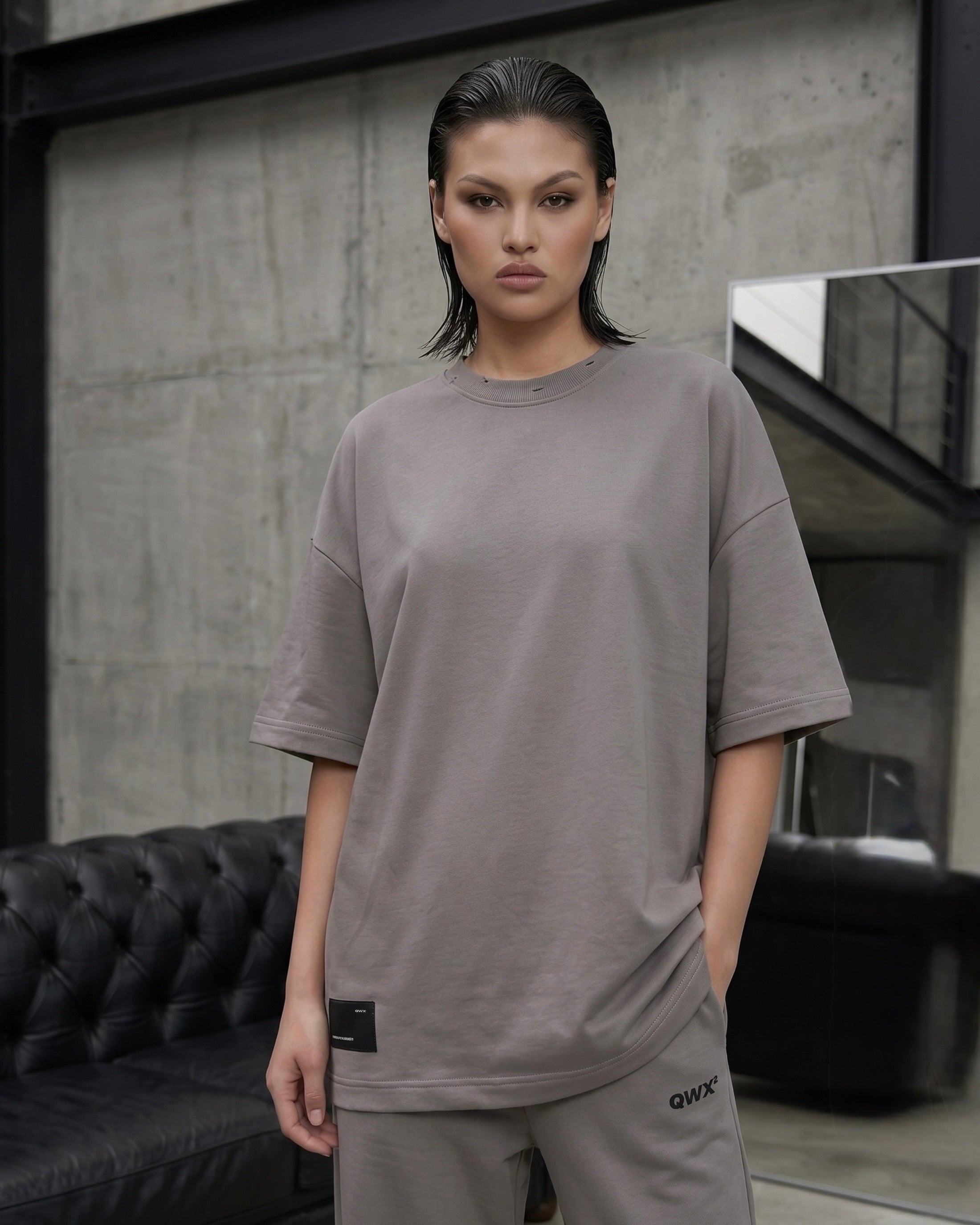 2-Piece Women Set: Urban T-shirt and Wide-Leg Sweatpants – Grey