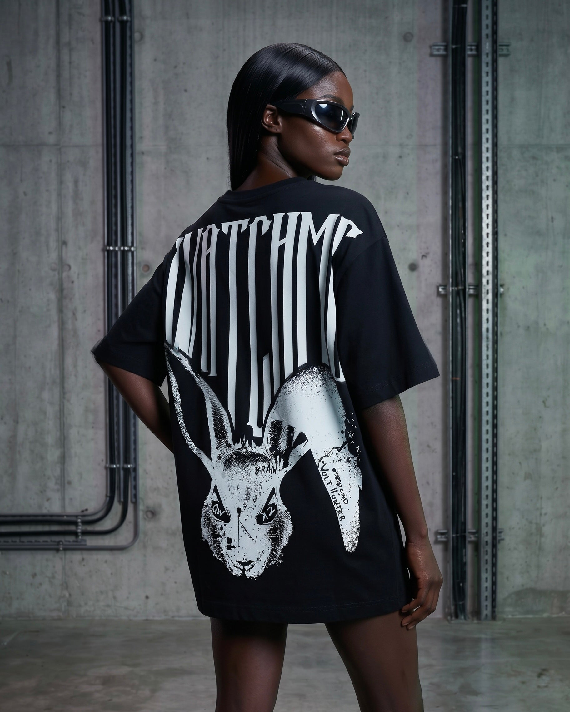T-Shirt Watch Me – Black