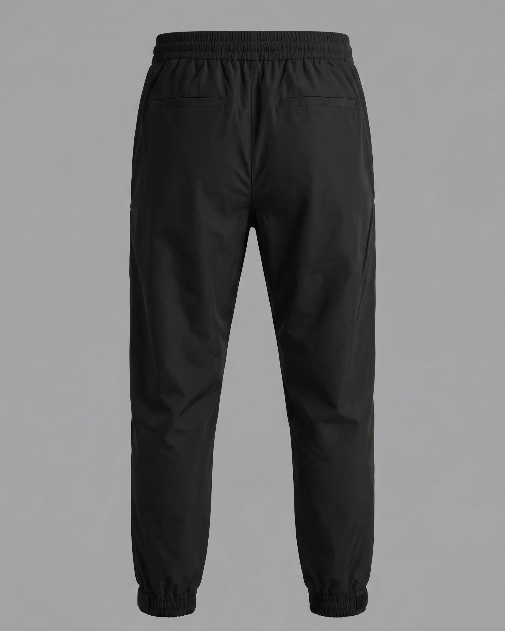 Tracksuit Signal – Black