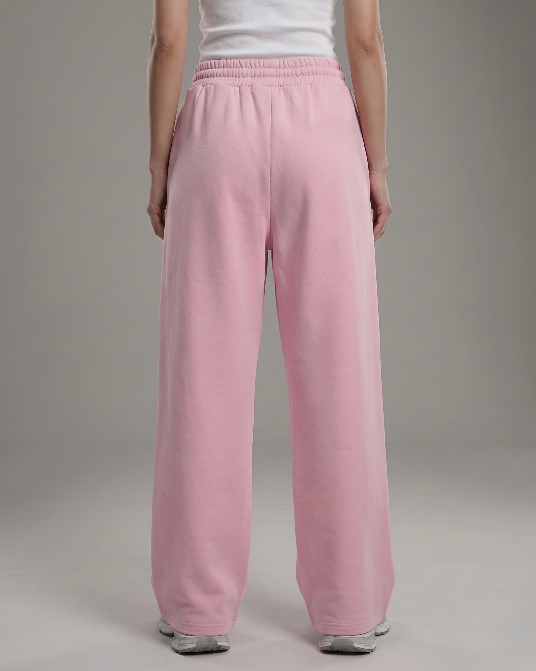 2-Piece Women Set: Ribbed Tank Top and Wide-Leg Sweatpants - Pink