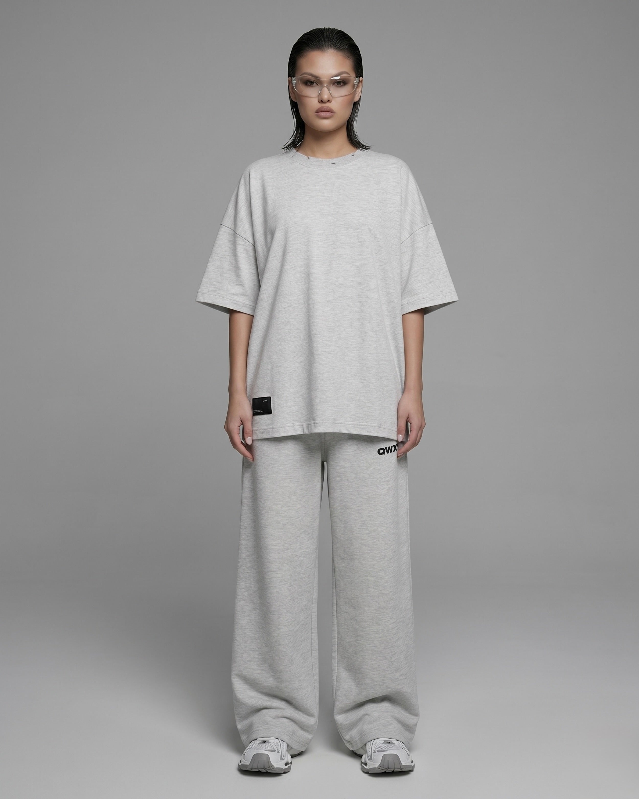 2-Piece Women Set: Urban T-shirt and Wide-Leg Sweatpants – Melange Grey