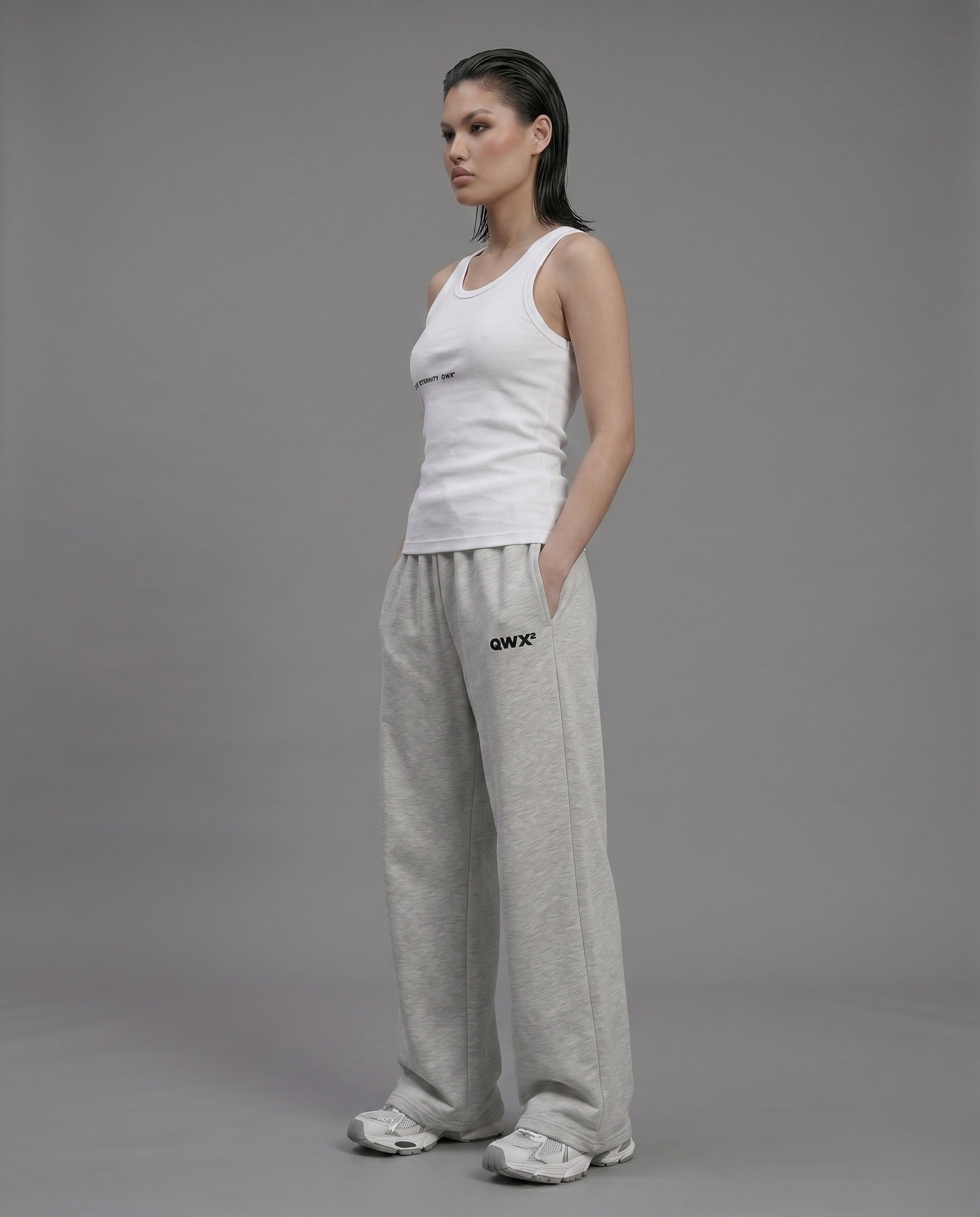 2-Piece Women Set: Ribbed Tank Top and Wide-Leg Sweatpants - Melange Grey