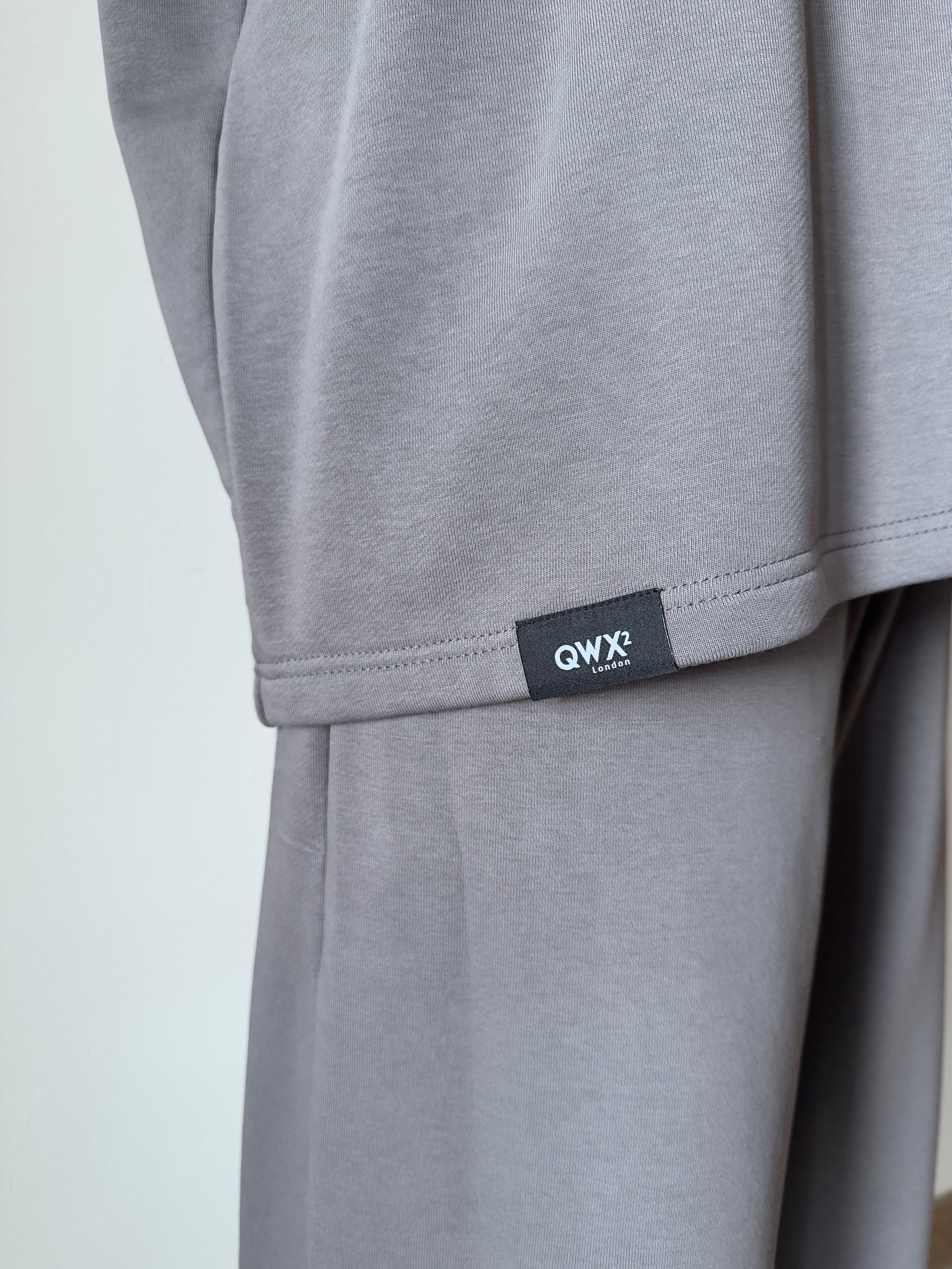 Pantaloncini Core Eternity – Grigio