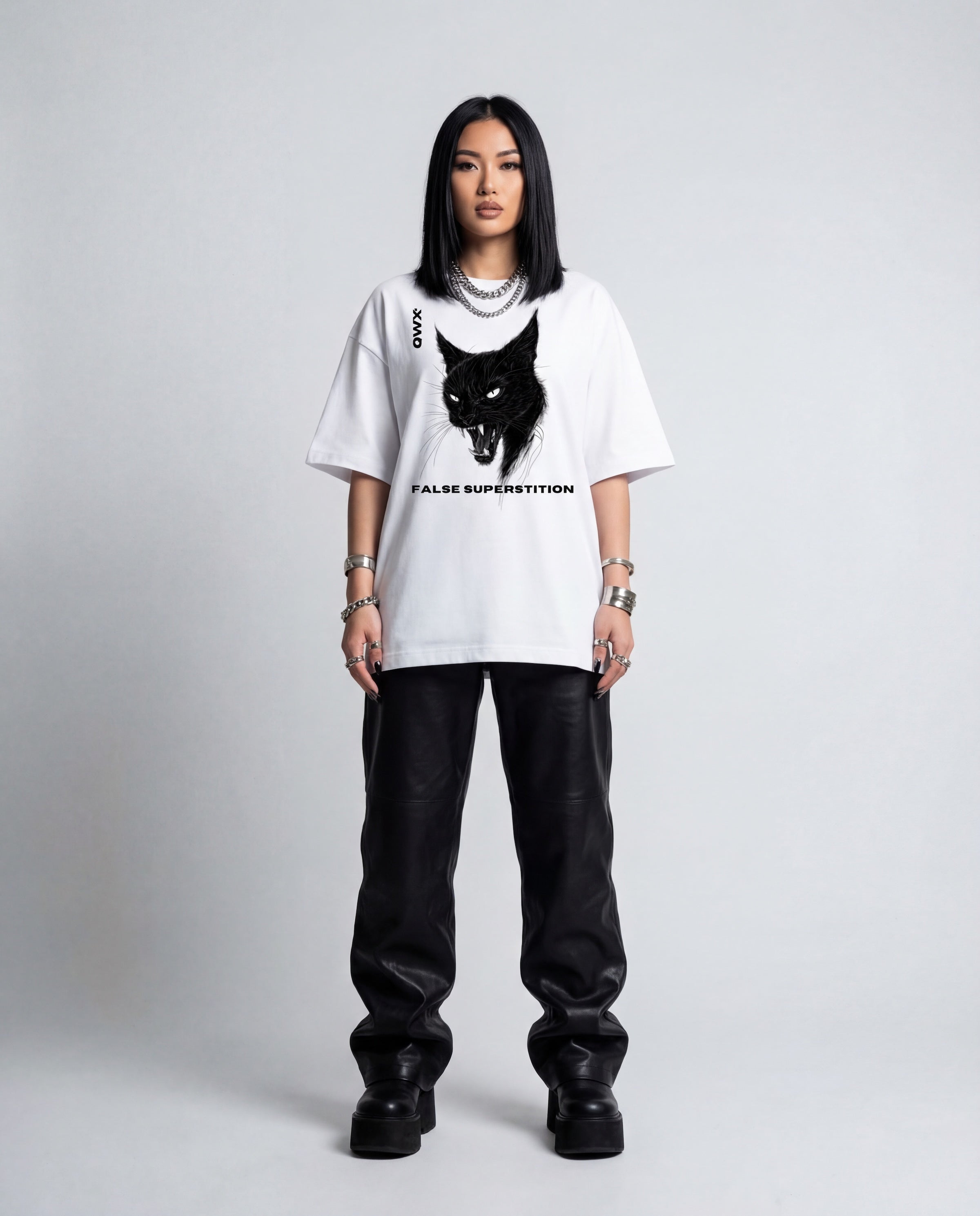 CAMISETA FALSA SUPERSTICIÓN – BLANCO