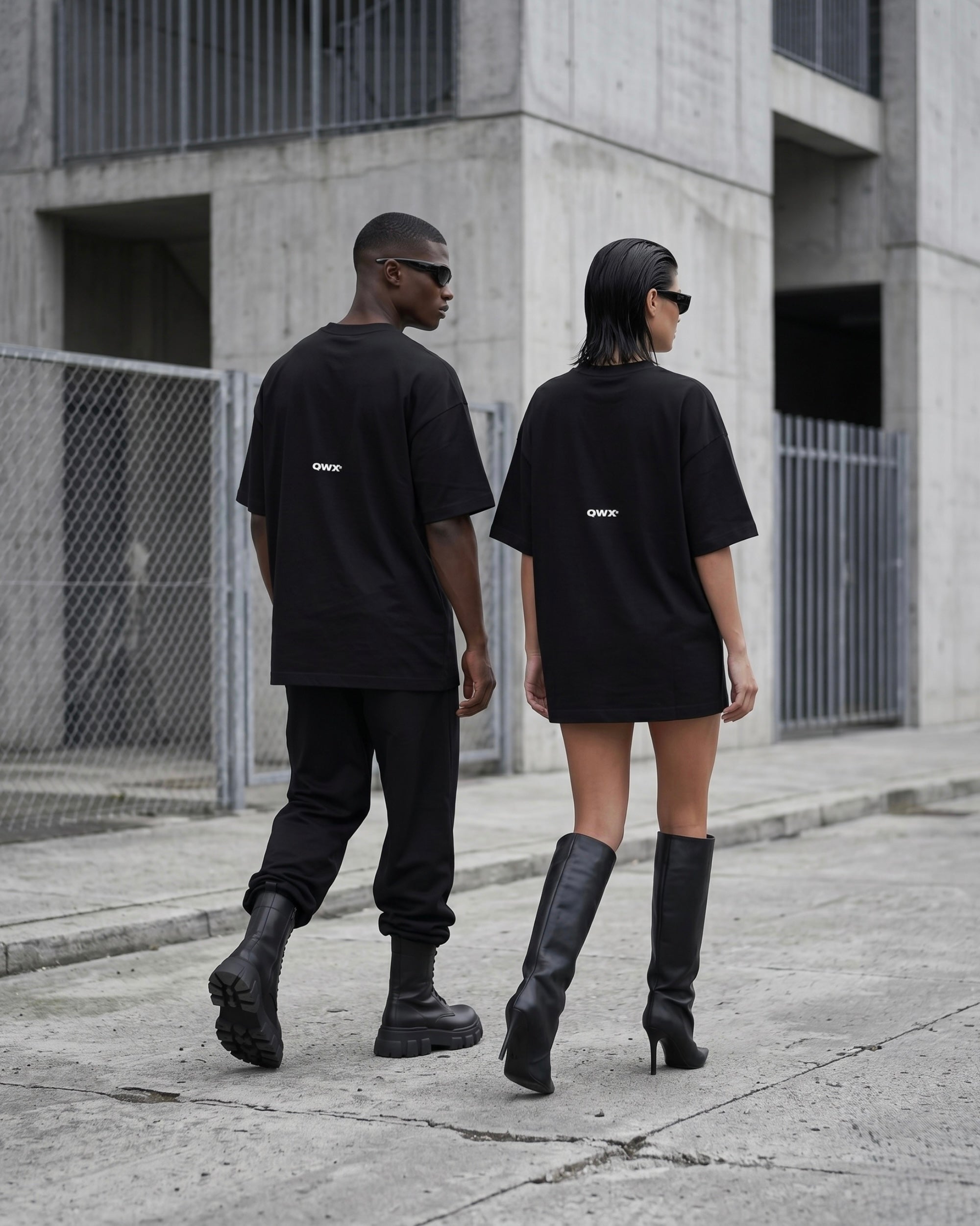 T-SHIRT GOD'S ARCHITECTURE – SCHWARZ