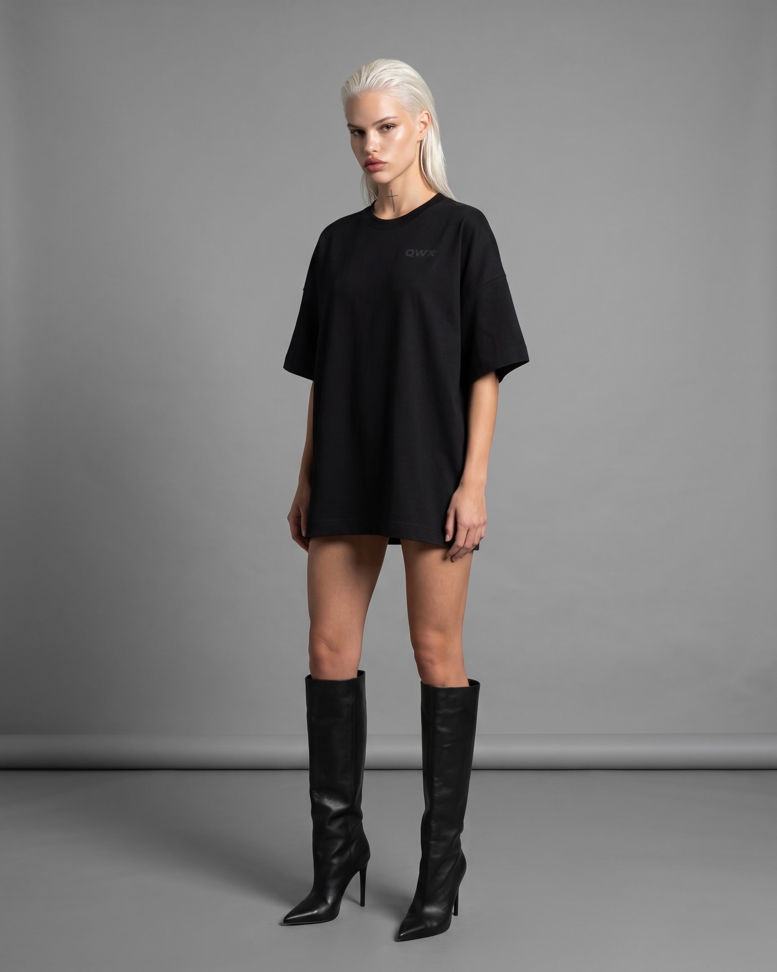 Camiseta Mírame – Negra