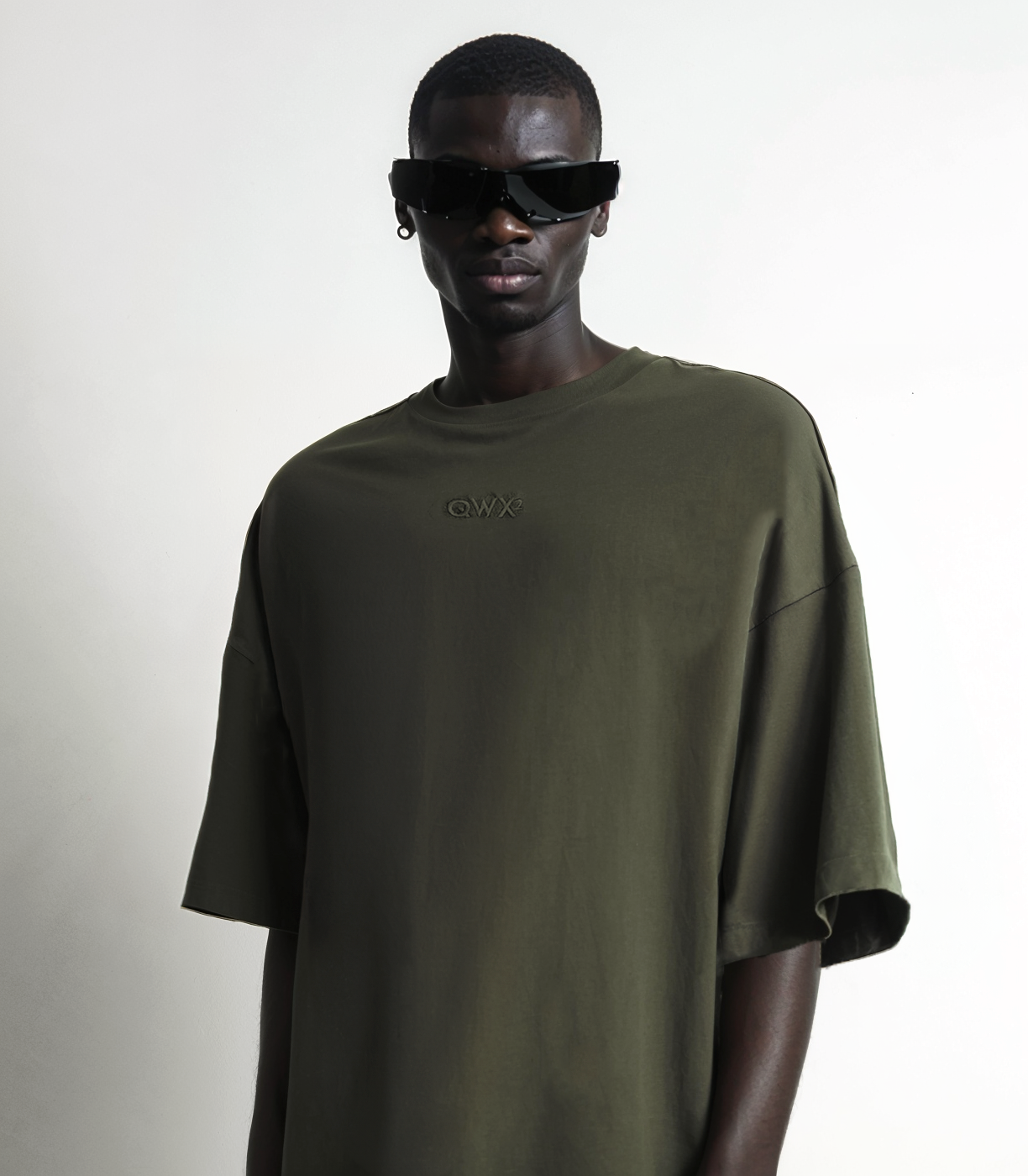 QWX2-Tshirt-Half-body-Embroidered-Khaki